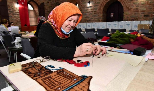 Yıldırımlı kadınlar keçe sanatını yaşatıyor