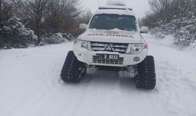 Yoğun kar yağışı 112&#039;ye engel değil