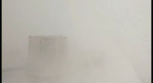 Yoğun sis kazayı beraberinde getirdi