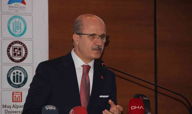 YÖK Başkanı Özvar: "Öğrencilerimiz bölgenin veya şehrin turisti olmamalı"