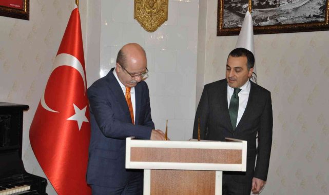 YÖK Başkanı Özvar'dan Vali Öksüz'e ziyaret