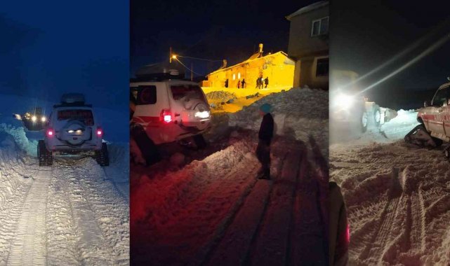 Yolu kardan kapanan mezradaki hasta 6 saat süren çalışmayla hastaneye götürüldü