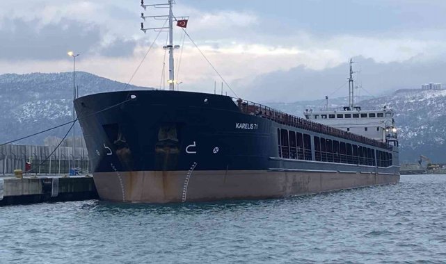 Yük gemisinin Rus uyruklu mürettebatı denize düşerek kayboldu