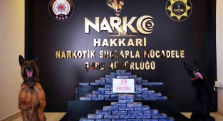 Yüksekova'da aracın marşbiyel kısmından 39 kilo eroin çıktı