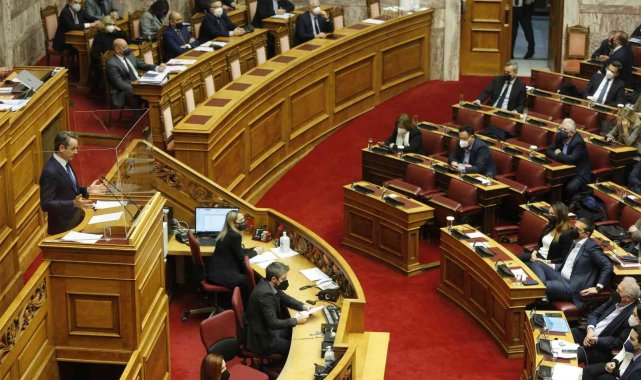 Yunanistan meclisinden Miçotakis hükümetine güvenoyu