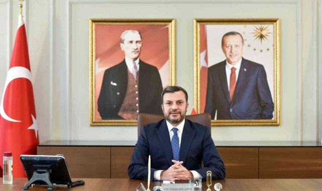 Yüreğir Belediyesi'nde 'Sosyal Denge Tazminatı Sözleşmesi' 2 bin 621 TL'den imzalandı