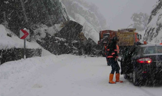 Zonguldak-İstanbul karayolundaki heyelan sonrası çalışma başlatılacak