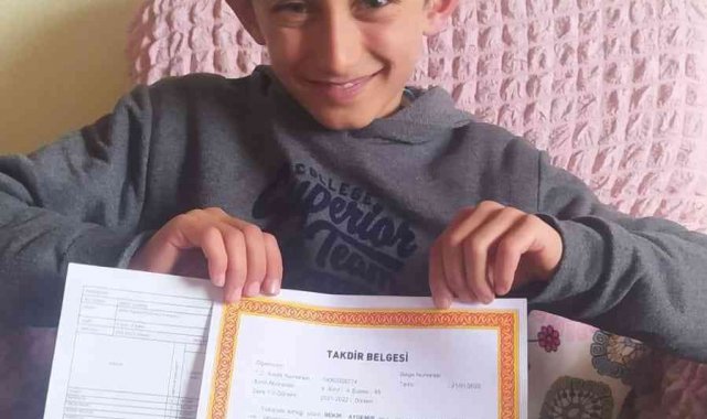 10 yaşındaki öğrenci mıknatıs düzeneği ile trafik kazalarını önleyecek proje tasarladı