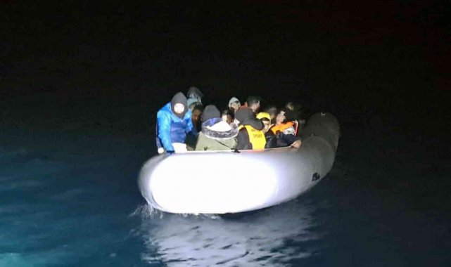 16 düzensiz gömen yakalandı