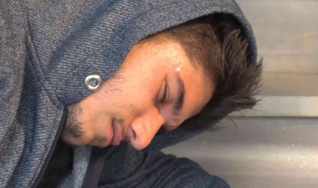 19 yaşındaki genç rolüyle aynı sonu paylaştı