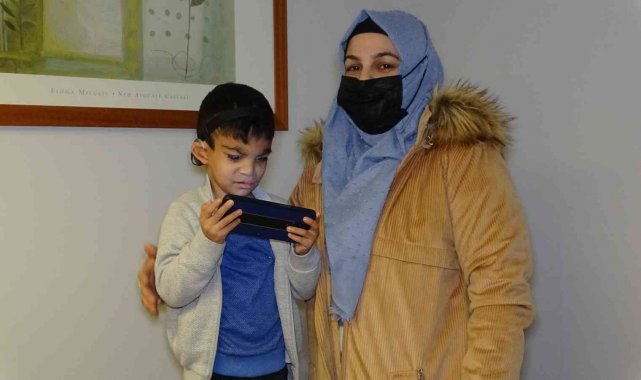 5 ameliyat geçiren 7 yaşındaki çocuğa en güzel hediye annesinden