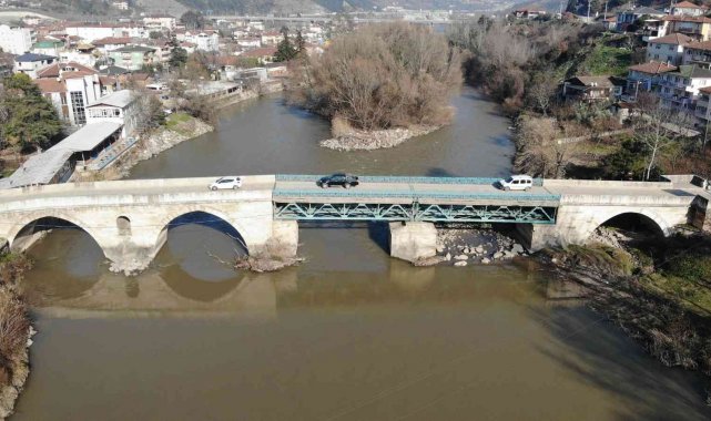 527 yıllık tarihiyle hizmet vermeye devam ediyor