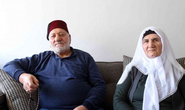 57 yıllık eşine günde 100 defa "Seni seviyorum" diyor