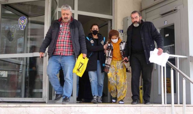 70 bin TL'lik ziynet eşyası çalan 4 kadından 2'si tutuklandı