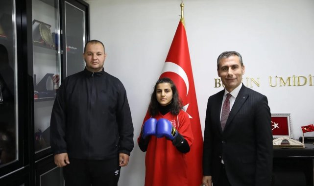 Adıyamanlı Sena Karakütük şampiyonadan madalya ile döndü