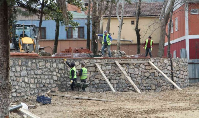 Adnan Kahveci Parkı yenileniyor