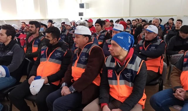 AFAD gönüllüleri eğitim kampında bir araya geldi