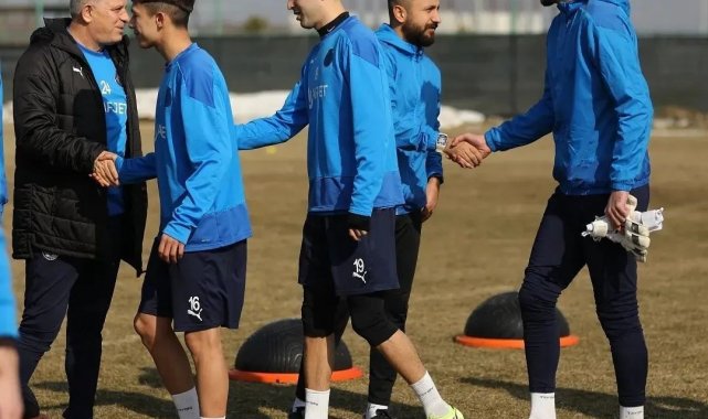 Afyonspor, Bahaddin Güneş liderliğinde ilk antrenmanına çıktı