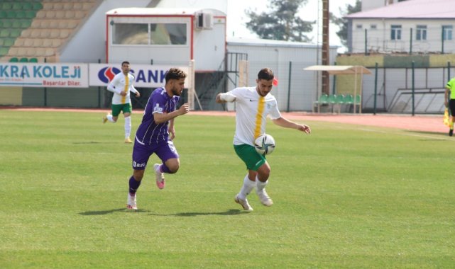 Afyonspor üst üste aldığı galibiyetlerle puanını 44&#039;e yükseltti