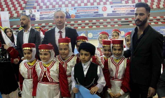 Ağrı'da Halk Oyunları İl Birinciliği Yarışmaları Yapıldı