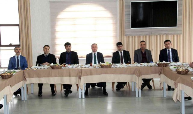 Ağrı'da "Öğretmenlik Kariyer Basamakları Yönetmeliği" değerlendirildi