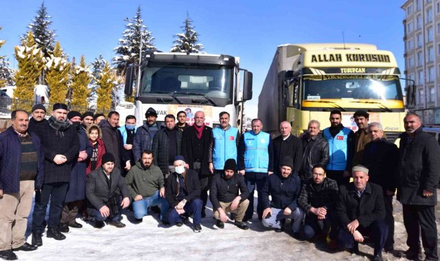 Ahlat&#039;tan Suriye&#039;ye 2 tır yardım