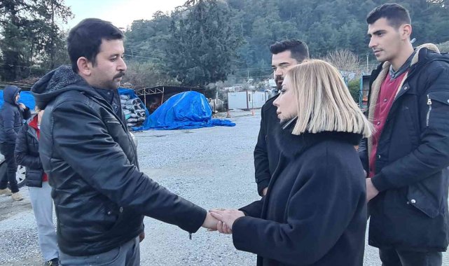 AK Parti Milletvekili Yelda Erol Gökcan, Marmaris&#039;te acılı aile ile görüştü