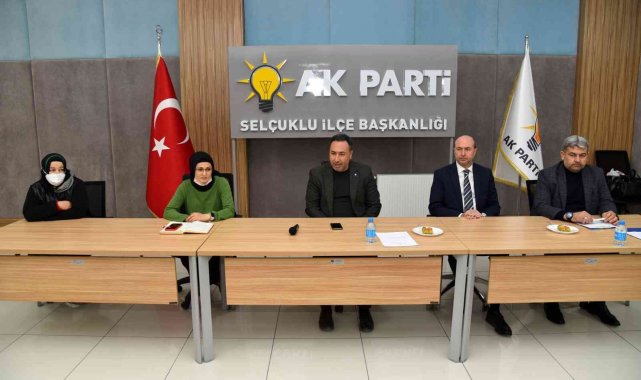 AK Parti Selçuklu Kadın Kolları seçim stratejisini belirledi