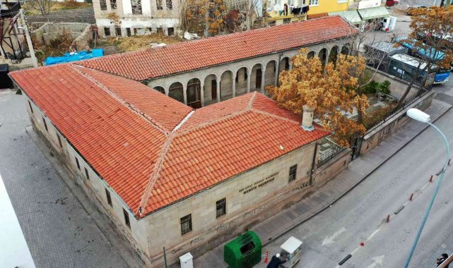 Aksaray Belediyesi Bedriye Medresesini restore ediyor