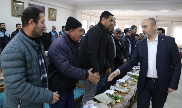 Aksoy belediye personelliyle bir araya geldi