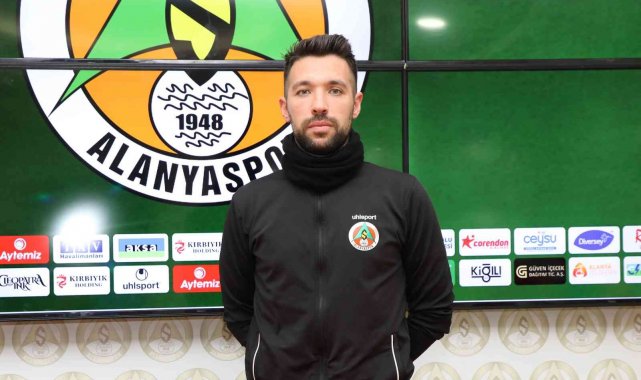 Alanyaspor Teknik Direktörü Farioli: "Pazar günü 2 takım da zorlu bir mücadele verecek"