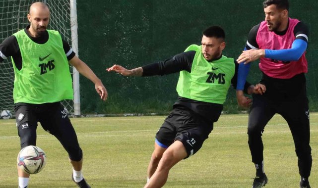 Altay, Beşiktaş'a hazırlanıyor