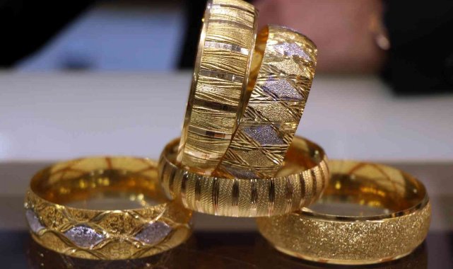 Altının ateşini Ukrayna-Rusya krizi körüklüyor