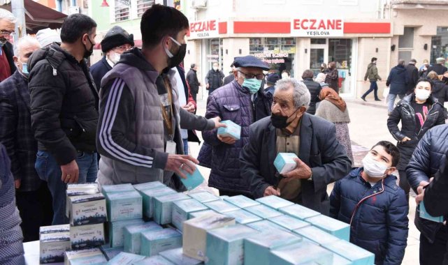 Altınordu&#039;da kandil simidi ikramı