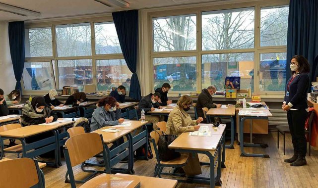 Anadolu Üniversitesi Yurt Dışı Programları dönem sonu sınavları başarı ile tamamlandı