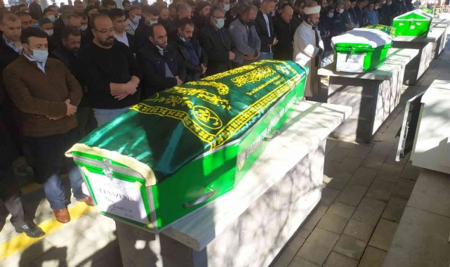 Anneanne, kızı ve torunu son yolculuğuna uğurlandı