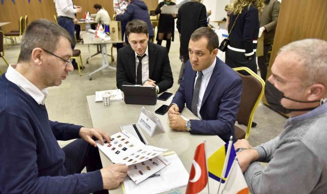 Antalya OSB ihracat ağını genişletiyor