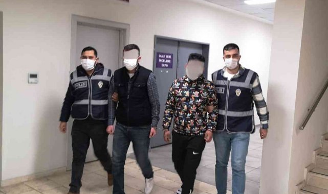 Antalya'da 3 ayda 5 araba soyan 3 şüpheli yakalandı