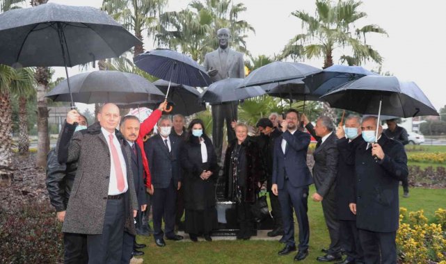 AOSB'ye Hacı Sabancı'nın büstü dikildi