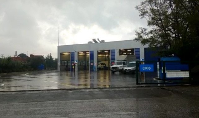 Araç muayene istasyonunun kestiği komisyon ücretini mahkemeye taşıdı