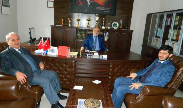 Ardahan Müftüsü Dr. Hayri Erenay, din görevlileriyle bir araya geldi