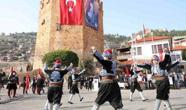 Atatürk'ün Alanya'ya gelişinin 87. yıldönümü kutlandı