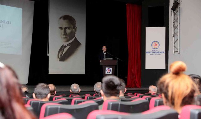 Atatürk'ün Denizli ziyareti anılıyor