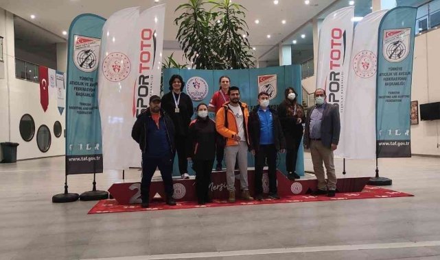 Atıcılık şampiyonasından derece ile döndüler