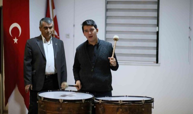 Aydın Büyükşehir Belediyesi "Otizmli Çocuklar Mehter Takımı" kurdu