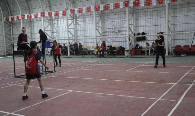 Badminton Analig seçmeleri başladı