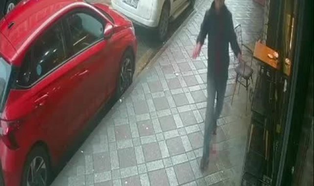 Bahçelievler'de bir kişi boğazını keserek intihar etti