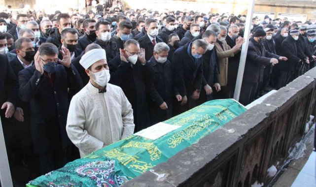 Bakan Bozdağ, Yozgat&#039;ta cenaze törenine katıldı