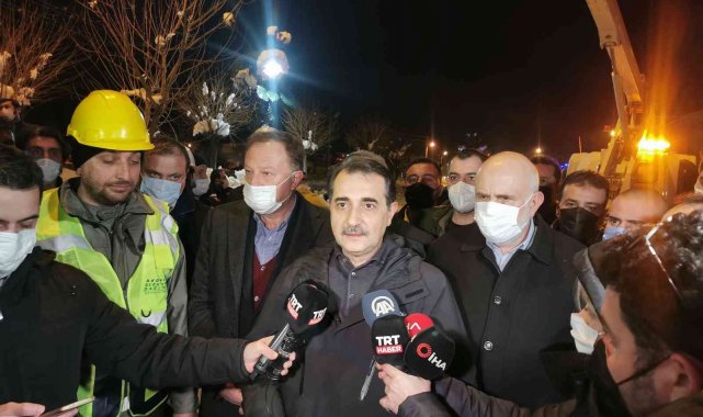 Bakan Dönmez Isparta'da sayaçların okunup elektrik faturası kesildiği iddialarını yalanladı