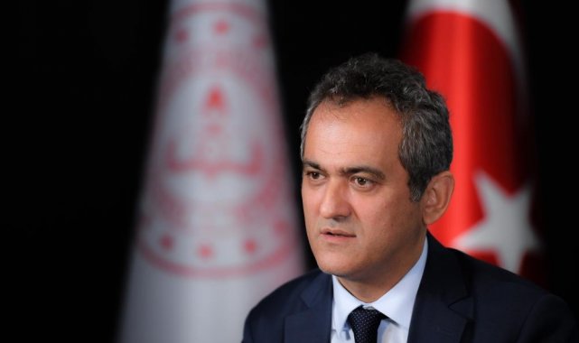 Bakan Özer, eğitim değerlendirme toplantısına katılacak